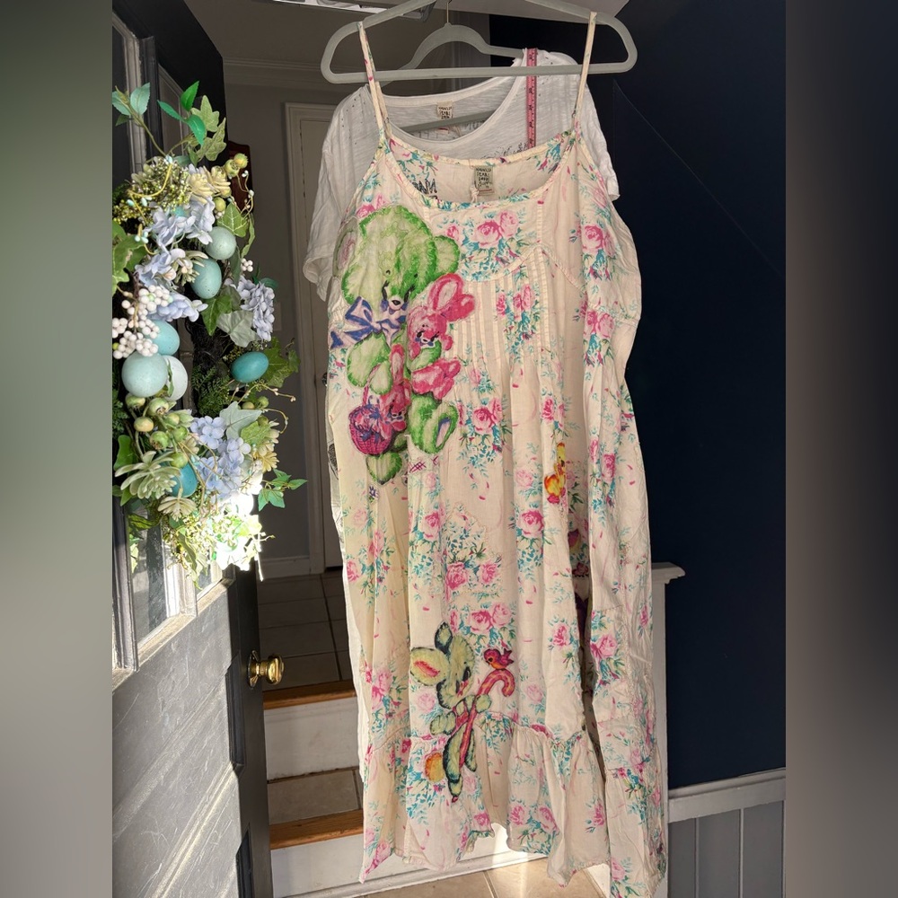 SALE! 🎉Magnolia Pearl Appliqué Vianney Slip Dress!😍